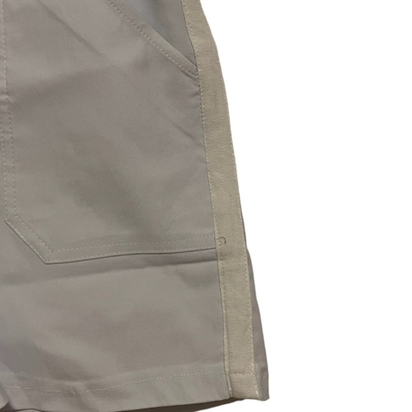 Shein White Elastic Waist Shorts Side Stripe Size Medium - Picture 2 of 4